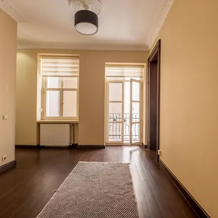 Apartment Spacious 3 Bedrooms 2 Bathrooms